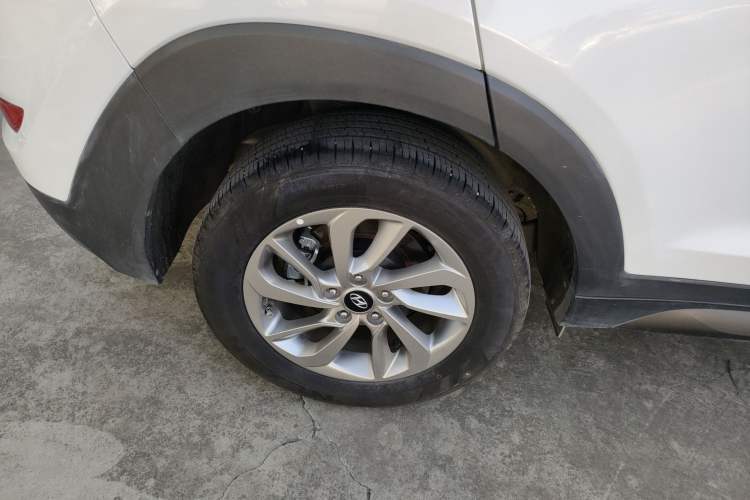 Used Hyundai Tucson 2015 1.6T Dual-Clutch Two-Wheel-Drive Smart Model