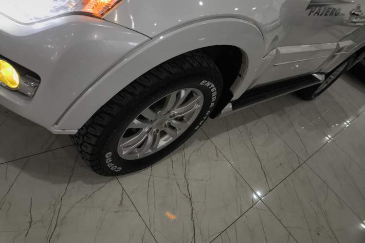 Used Mitsubishi Pajero 2019 V97 3.8L 5-Door GLS Middle East Edition