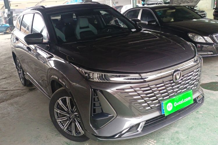 Used Changan CS75 PLUS 2024 3rd Generation Champion Edition 1.5T Intelligent Drive Dynamic Model
