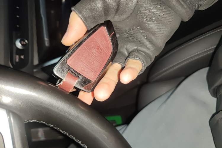 Used BMW 3 Series 2021 325i M Sport Night Edition package
