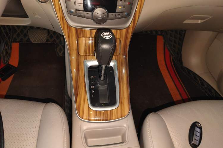 Used Nissan Sylphy 2014 1.6XV CVT Deluxe Edition