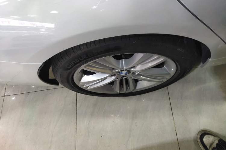 Used BMW 3 Series 2016 320Li Ambition Model
