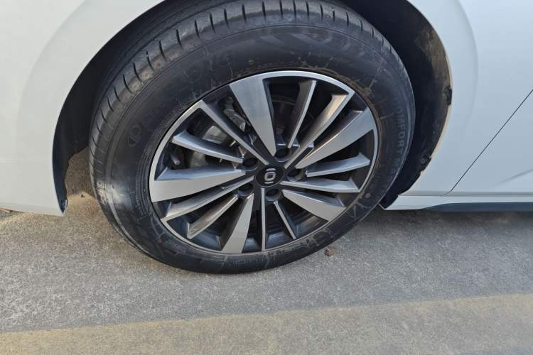 Used  A05 2024 70 Air
