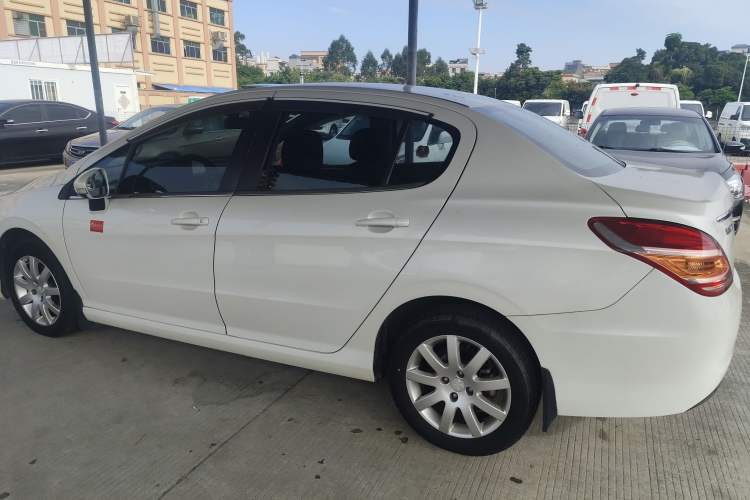 Used Peugeot 308 2014 Enjoyment Edition Classic 1.6L Automatic Fashion Model