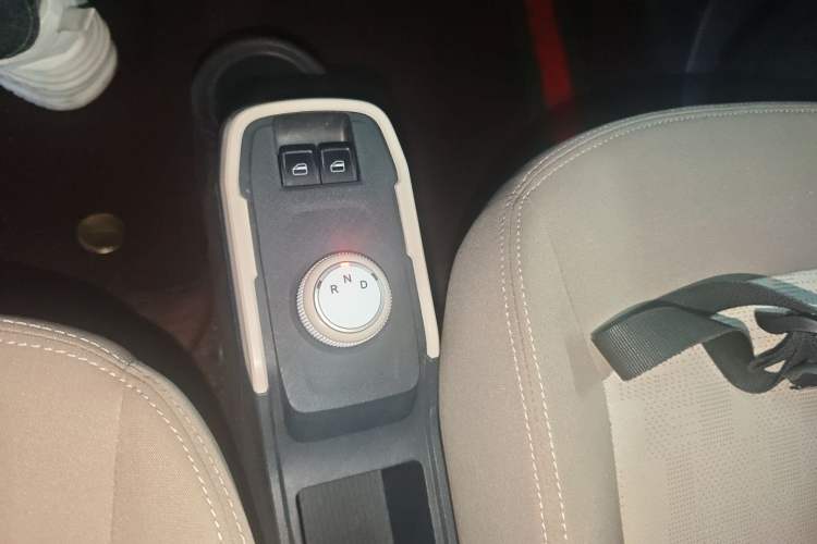 Used Chery QQ Ice Cream 2024 Edition Youth Version 205km Sundae