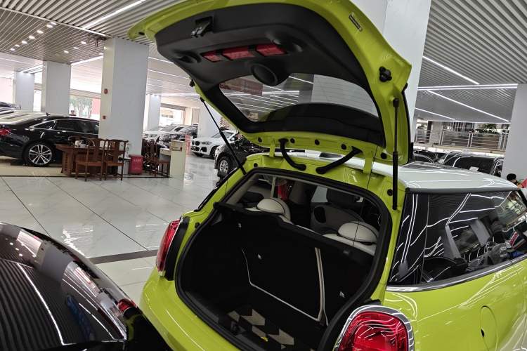 Used  MINI 2022 Updated 1.5T COOPER Artist
