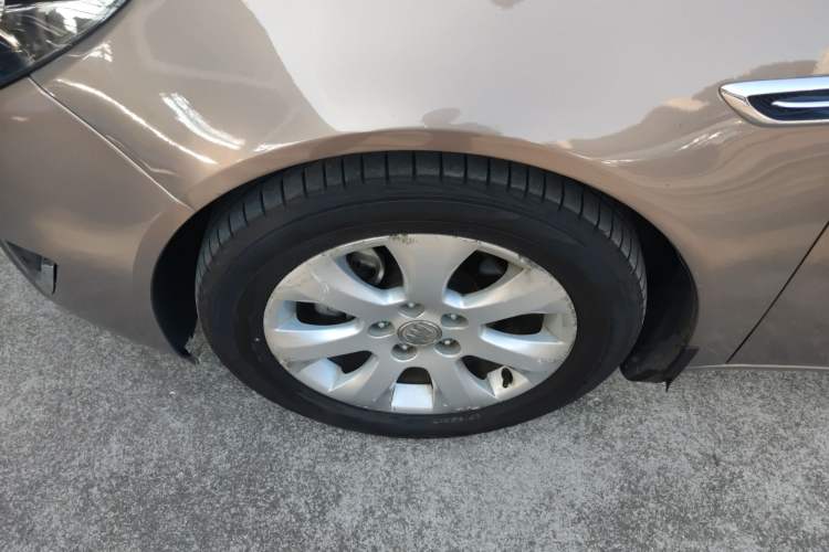 Used Buick Regal 2015 2.0L Leading Fashion Edition
