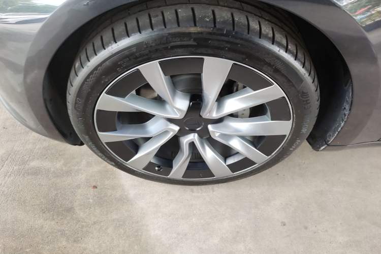 Used Tesla Model 3 2023 Rear-Wheel-Drive Version
