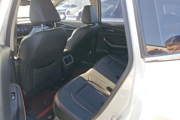 Used Haval F7 2021 2.0T All-Wheel Drive iJoy
