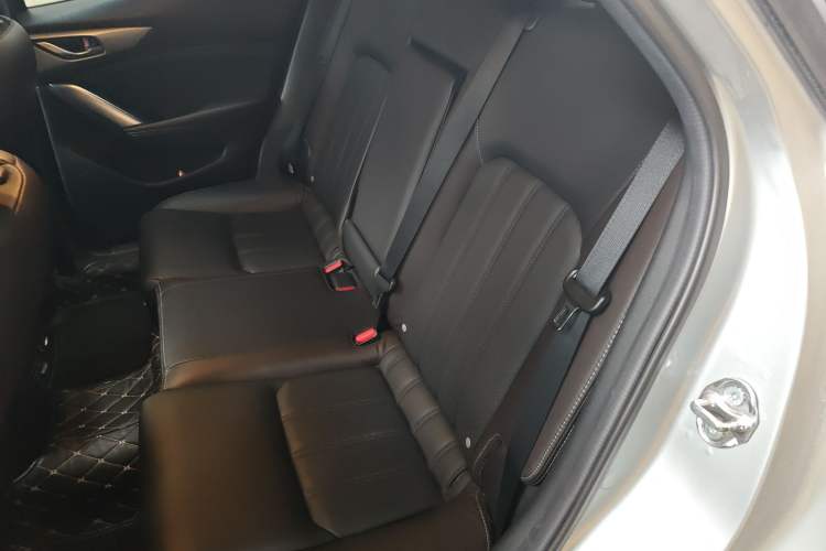 Used Mazda CX-4 2016 2.0L Automatic 2WD Blue Sky Luxury Edition