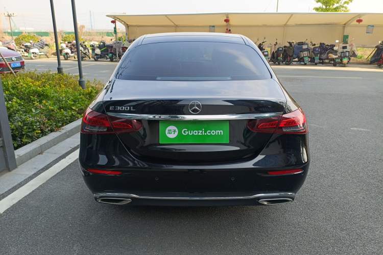 Used Mercedes-Benz E-Class 2023 Updated E 300 L Fashion Edition
