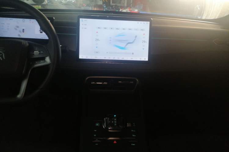 Used BYD Qin PLUS 2025 DM-i Smart Drive 120KM Superior Model