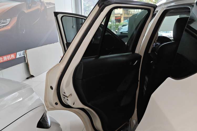 Used Mazda CX-5 2013 2.0L Automatic 4x4 Elite Version
