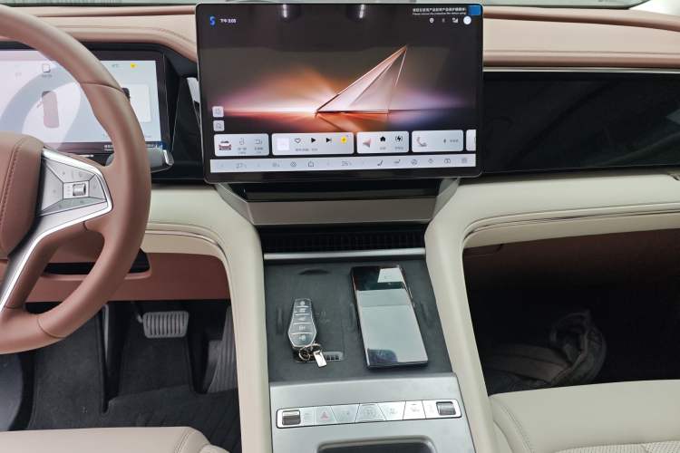 Used BYD Xia 2025 DM-i 1.5T 180km Beyond Edition
