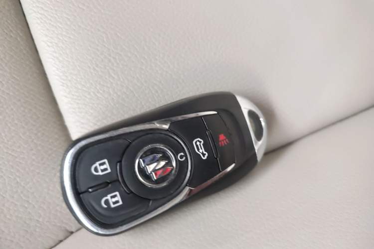 Used Buick GL8 2021 Land Cruiser Executive Class 652T Luxury Model
