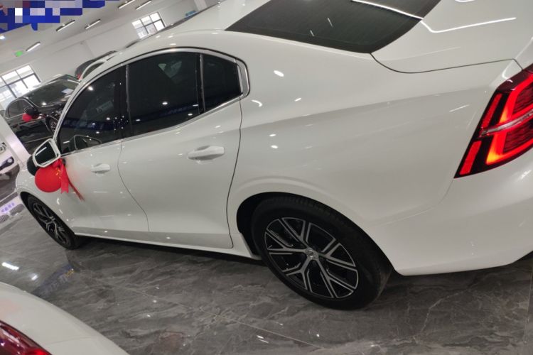 Used Volvo S60 2025 B4 Zhiyi Luxury Edition
