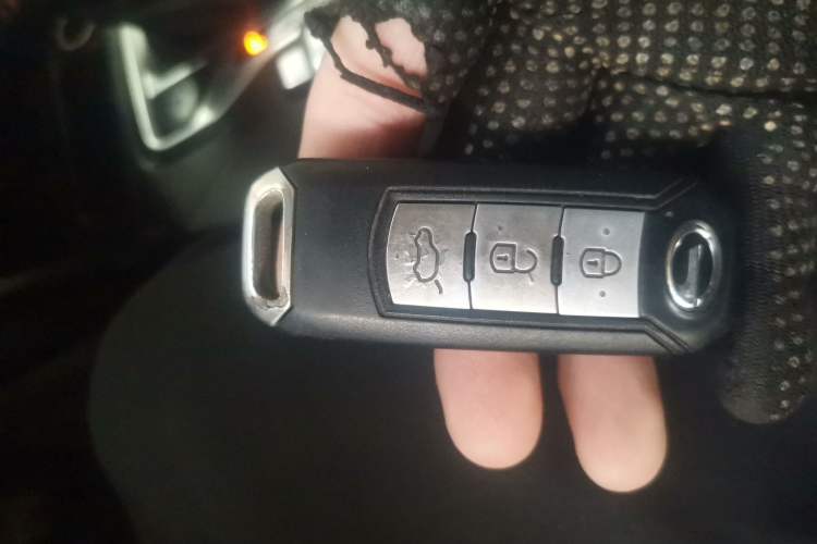 Used GAC Trumpchi GS4 2015 200T G-DCT Luxury Edition