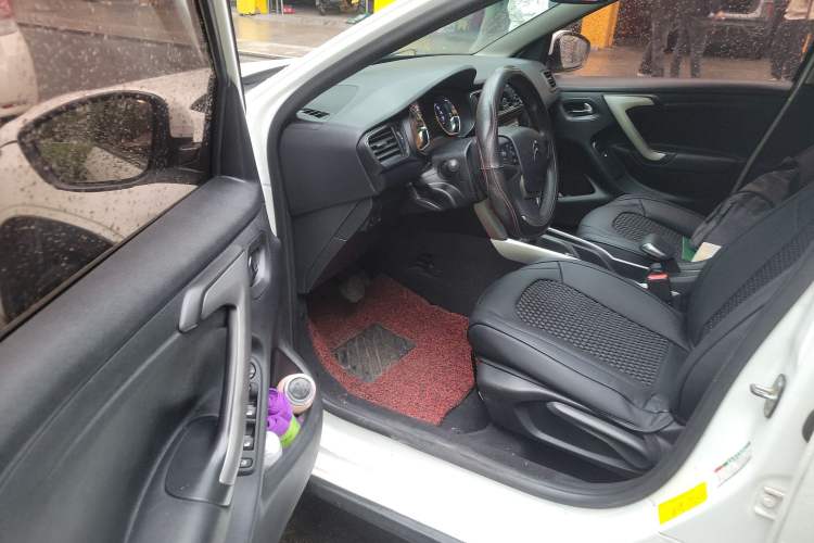 Used Citroen C3-XR 2015 1.6L Automatic Pioneer Model
