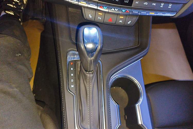 Used Cadillac CT4 2023 28T Luxury Version
