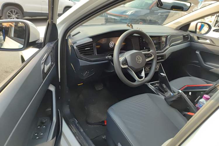 Used Volkswagen Lavida 2023 New Rui 1.5L Automatic New Yi Edition