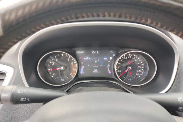 Used  Compass 2017 200T Automatic Family Edition
