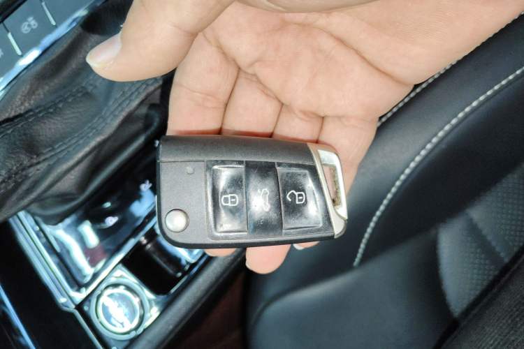 Used Volkswagen Lamando 2021 280TSI DSG Comfort Edition
