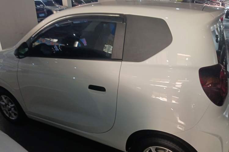 Used Roewe Clever 2022 311km QiQi BoBo Edition
