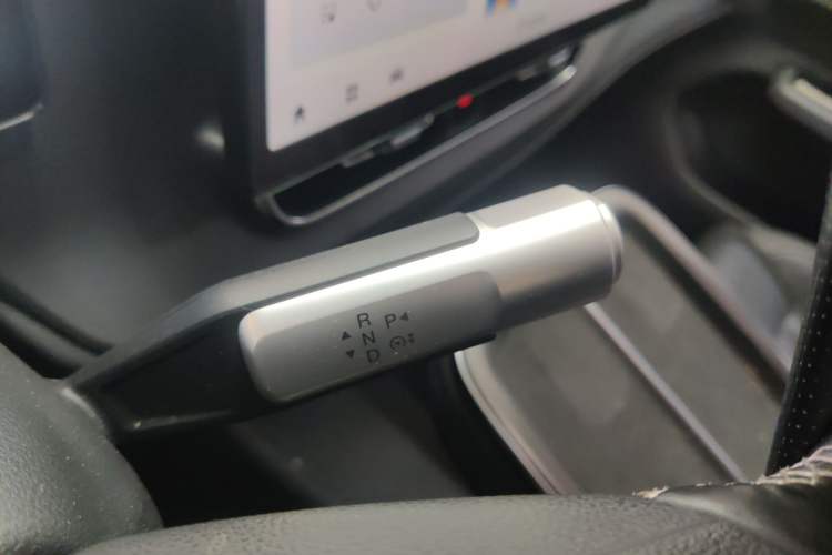 Used AION V 2024 Plus 70 Tech Edition Lithium Iron Phosphate
