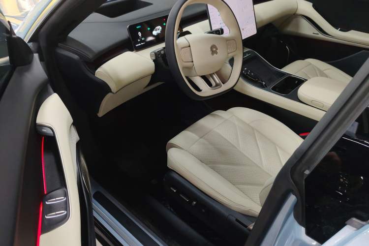 Used Nio ET5T 2025 75 kWh Touring
