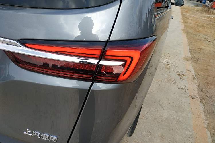 Used Buick GL8 2021 Land Cruiser Executive Class 652T Comfort Model