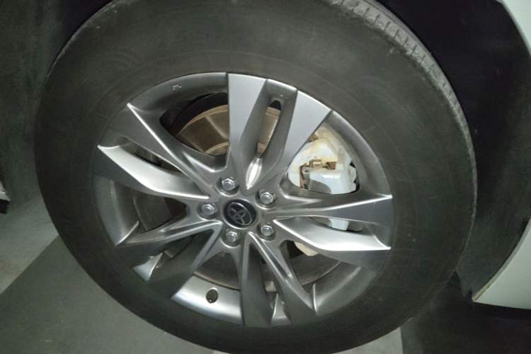 Used Toyota Sienna 2024 2.5L Hybrid Four-Wheel Drive Prestige Edition