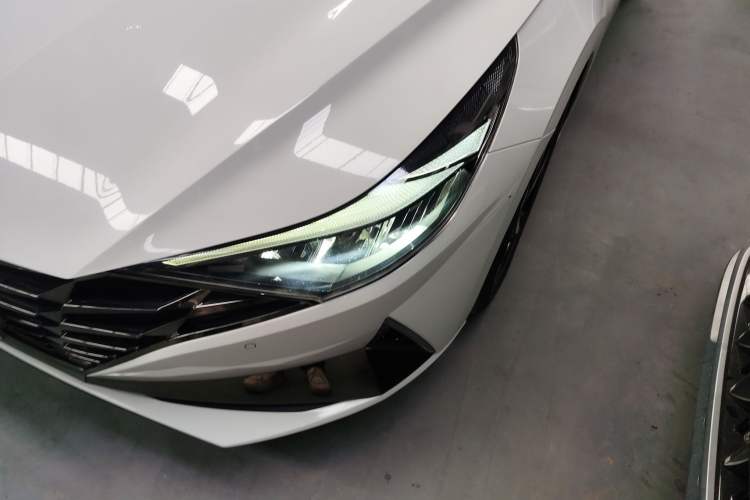 Used Hyundai Elantra 2022 1.5L CVT LUX Prestige Edition
