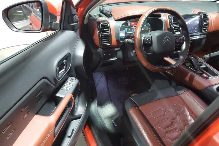 Used Citroen C5 AIRCROSS 2017 380THP Luxury Version