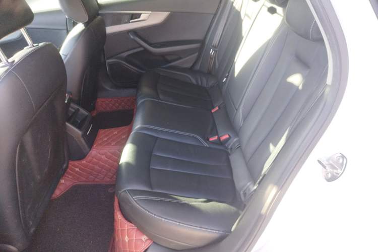 Used Audi A4L 2018 30th Anniversary Edition 40 TFSI Trendy Model