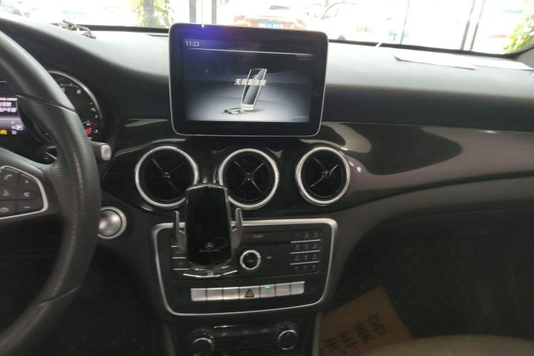 Used Mercedes-Benz CLA 2017 Facelifted CLA 180
