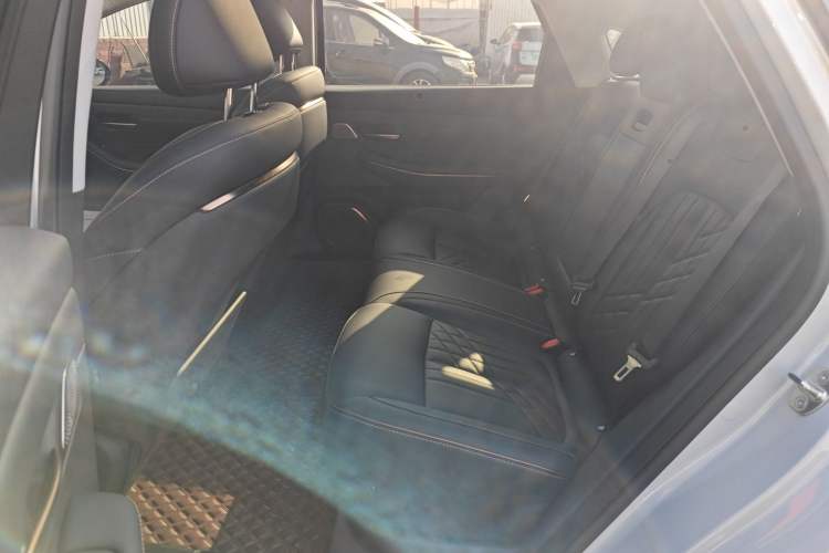 Used Baojun Enjoy 2025 Plug-in Hybrid 140km Luxury Edition