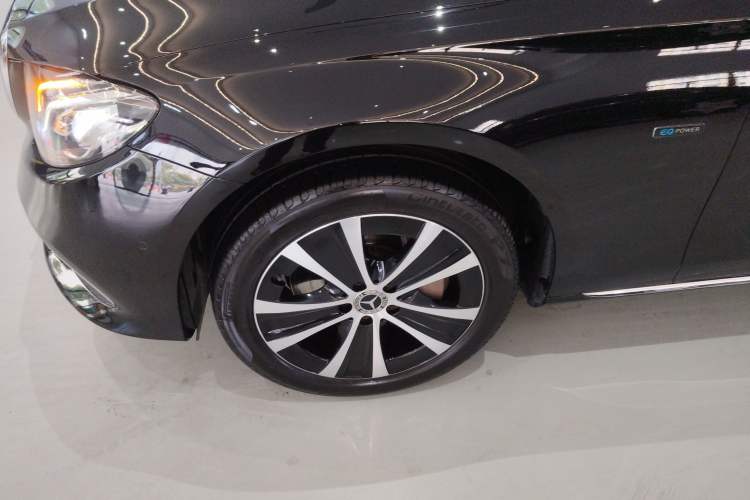 Used Mercedes-Benz E-Class New Energy 2020 E 300 e L
