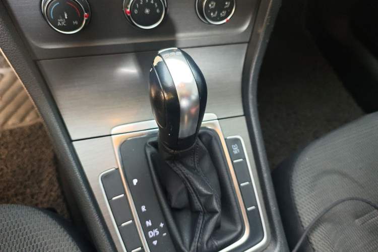 Used Volkswagen Golf 2014 1.4TSI Automatic Comfort Model
