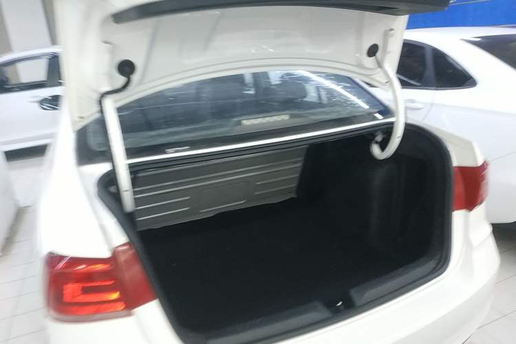 Used Volkswagen Santana 2021 1.5L Automatic Fashion Edition
