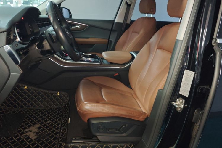 Used Audi Q7 2021 55 TFSI quattro S line Sport model