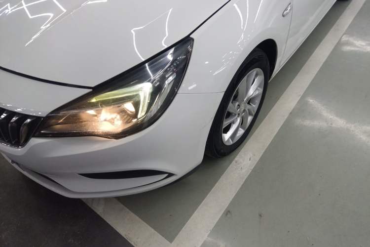 Used Buick Verano 2016 Hatchback 15S Automatic Ambition Model
