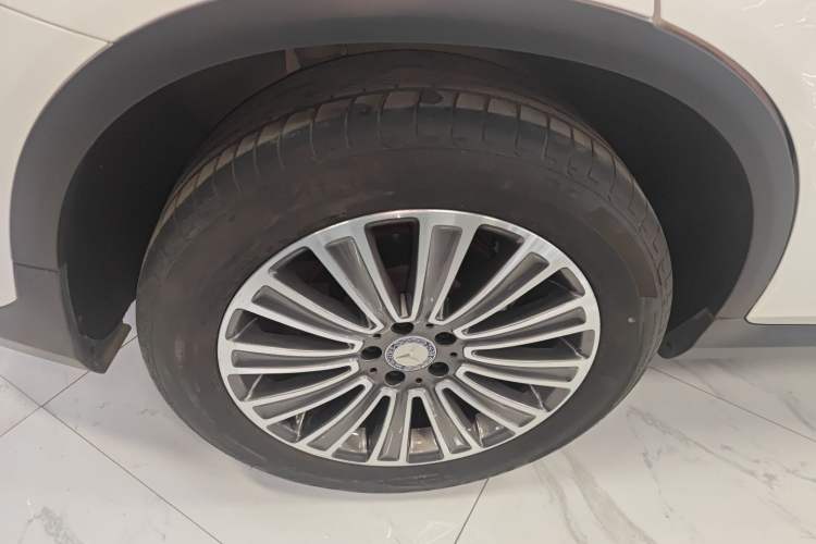 Used Mercedes-Benz GLC 2017 GLC 260 4MATIC Dynamic Edition