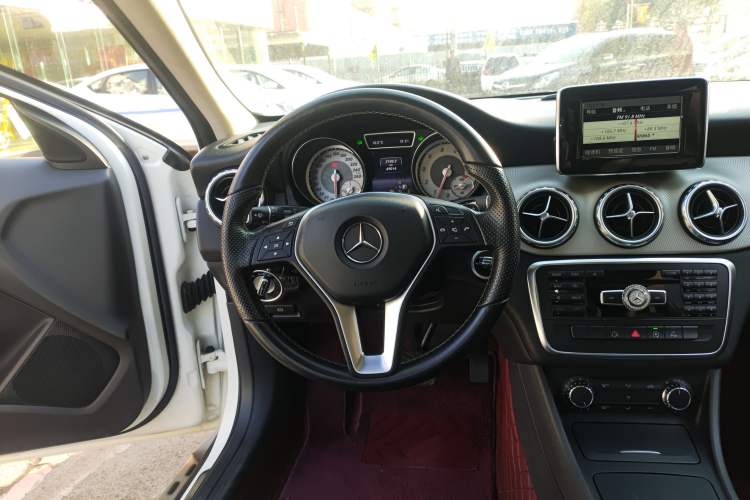 Used Mercedes-Benz GLA 2015 GLA 200 Sport Edition
