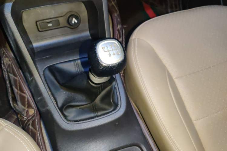 Used Wuling Hongguang 2021 1.5L S Comfort Edition LAR