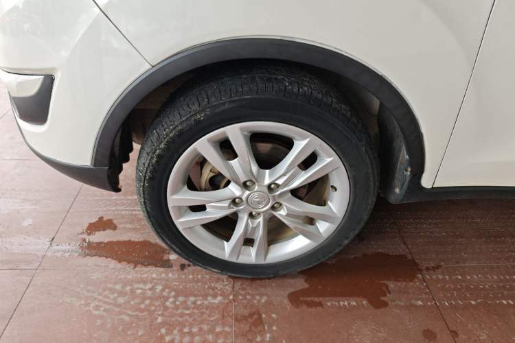 Used Changan CS35 2014 1.6L Automatic Luxury Model China IV Standard
