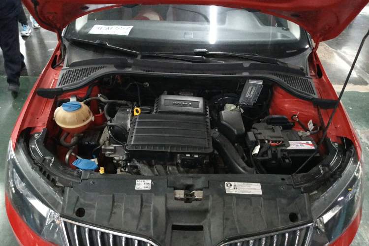 Used Skoda Fabia 2015 1.6L Automatic Sport Edition
