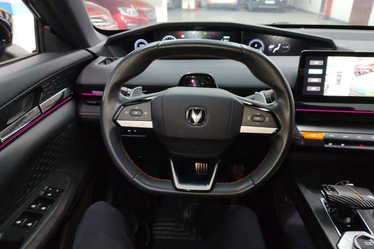 Used Changan UNI-V 2022 2.0T Leading-Speed Edition
