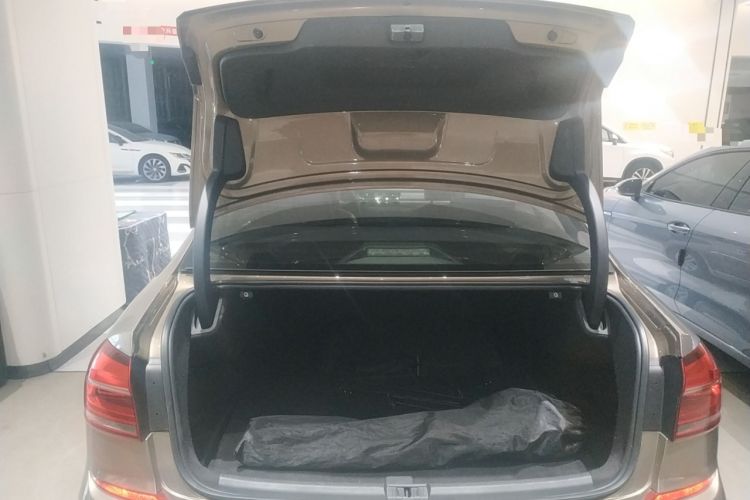 Used Volkswagen Passat 2016 330TSI DSG Luxury Edition
