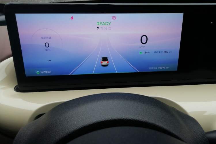 Used Wuling Bingo 2023 333 km Lingxi Connected Version
