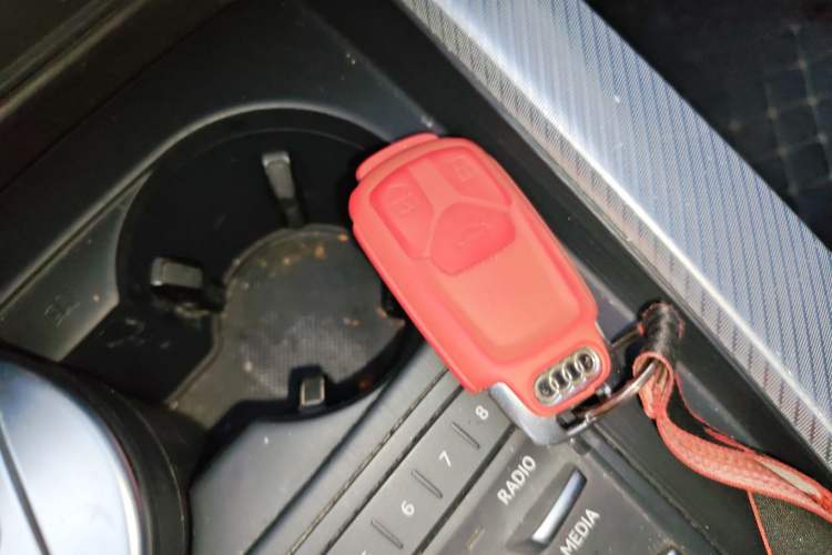 Used Audi A4L 2018 30th Anniversary Edition 40 TFSI Fashion Model
